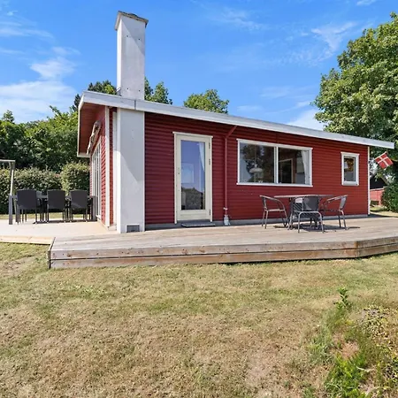 Rajna - 30m From The Sea By Interhome