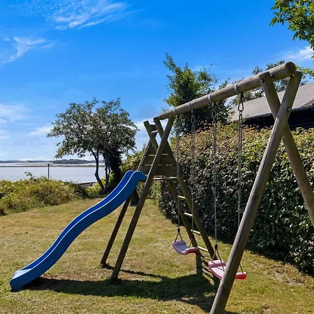 Rajna - 30m From The Sea By Interhome Nyaraló *